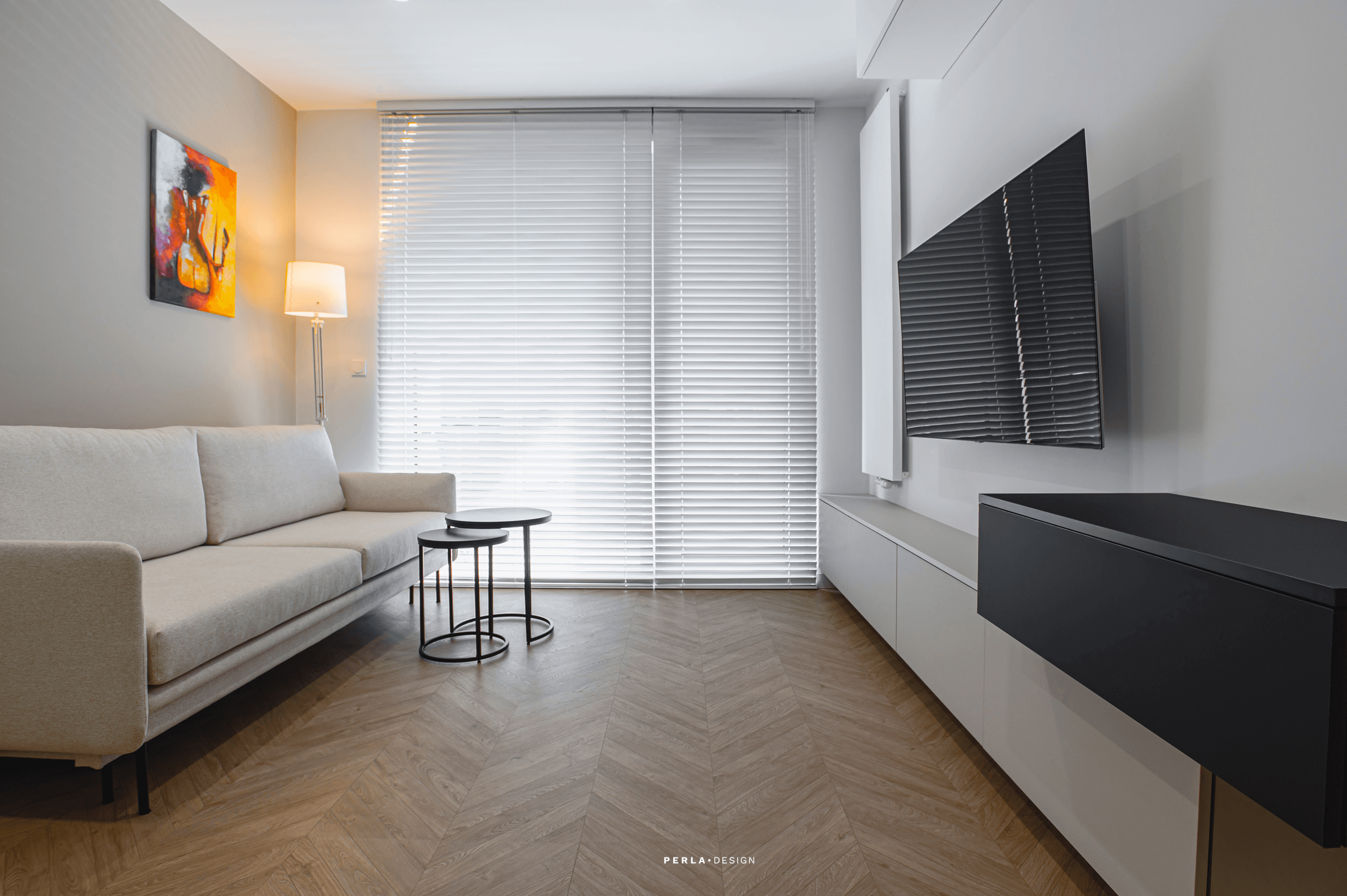 minimalistyczne mieszkanie szafka rtv